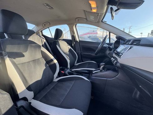 Used 2021 Nissan Versa SV image 20
