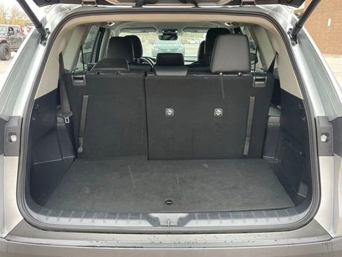 Used 2025 Toyota Grand Highlander FWD image 14