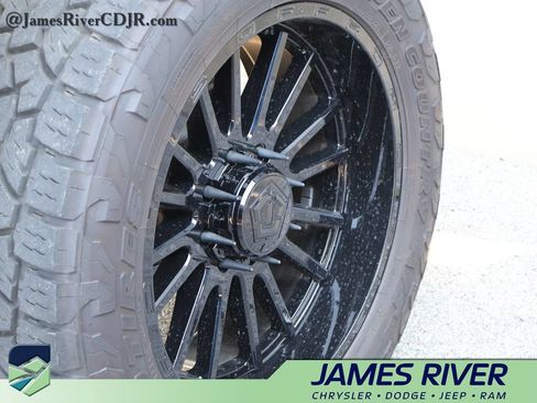 Used 2025 RAM 2500 Laramie w/ Sport Appearance Package AWD/4WD image 25