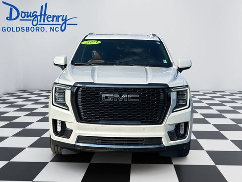 Used 2023 GMC Yukon XL Denali Ultimate AWD/4WD image 8