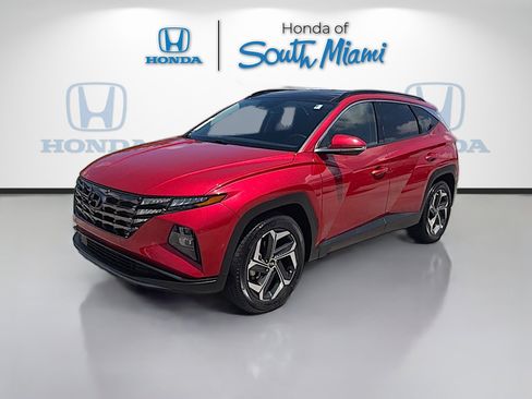 Used 2023 Hyundai Tucson Limited w/ Cargo Package FWD image 3