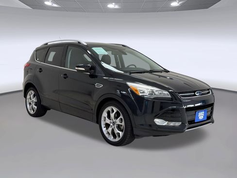 Used 2015 Ford Escape Titanium w/ Equipment Group 301A FWD image 7