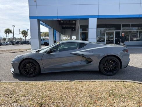 Used 2025 Chevrolet Corvette Stingray Preferred Cpe w/ Stealth Interior Trim Package image 4