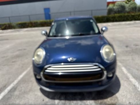 Used 2015 MINI Cooper 4-Door Hardtop FWD image 2