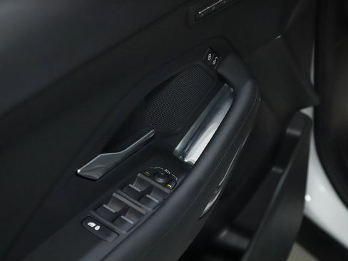 Used 2020 Jaguar E-PACE image 29