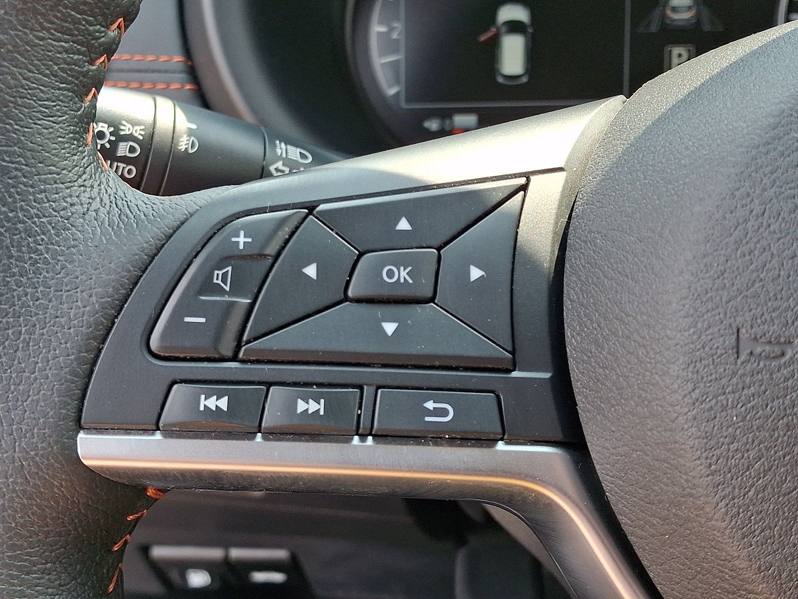 Certified 2023 Nissan Kicks SR w/ SR Premium Package FWD image 24