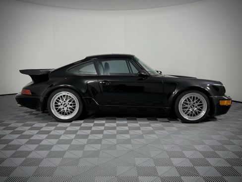 Used 1991 Porsche 911 Turbo image 10