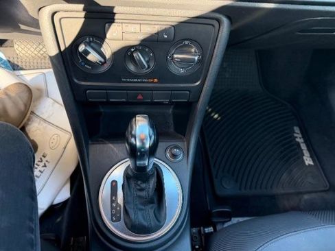 Used 2014 Volkswagen Beetle 2.5 image 25