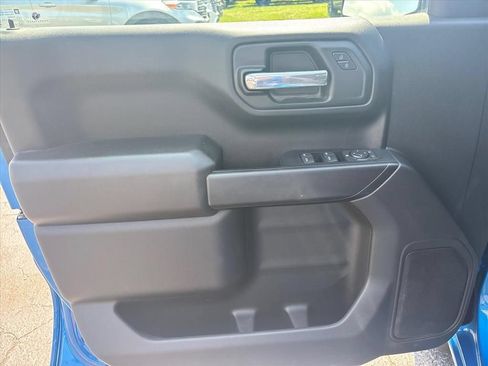 Used 2024 Chevrolet Silverado 1500 Custom AWD/4WD image 25