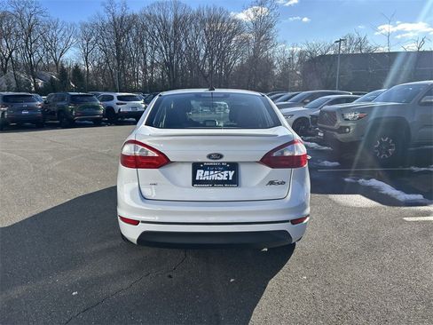 Used 2016 Ford Fiesta SE w/ Equipment Group 201A image 7