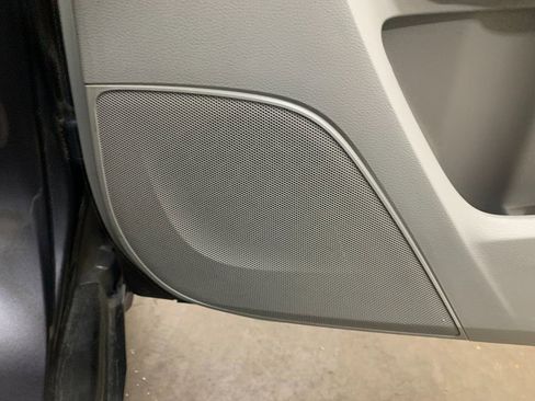 Used 2017 Acura MDX SH-AWD w/ Advance Package image 22