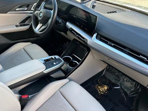 Used 2023 BMW X1 xDrive28i w/ Premium Package image 15