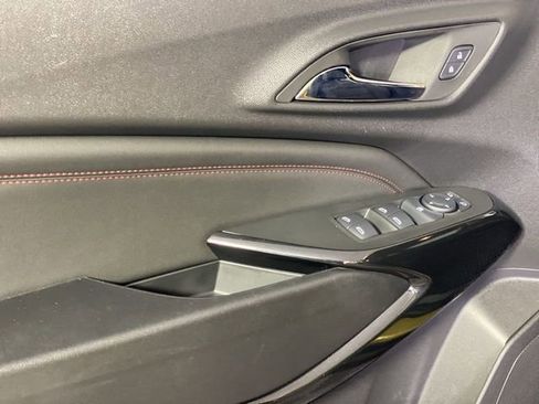 Certified 2025 Chevrolet Trax RS w/ Driver Confidence Package image 27