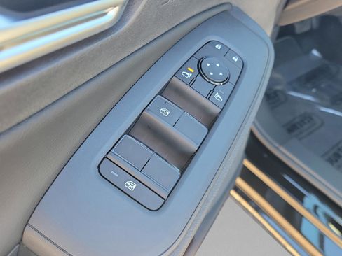 New 2026 Nissan Sentra SV image 18