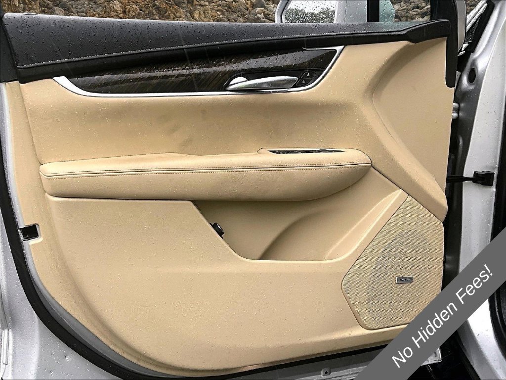 Used 2018 Cadillac XT5 AWD w/ LPO, Wheel Lock Package image 19