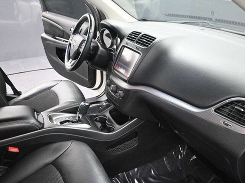 Used 2018 Dodge Journey Crossroad image 14