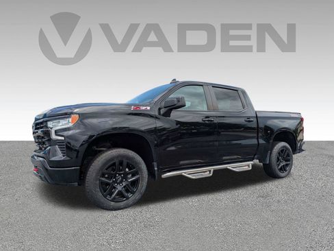 Used 2023 Chevrolet Silverado 1500 LT Trail Boss w/ Protection Package AWD/4WD image 2