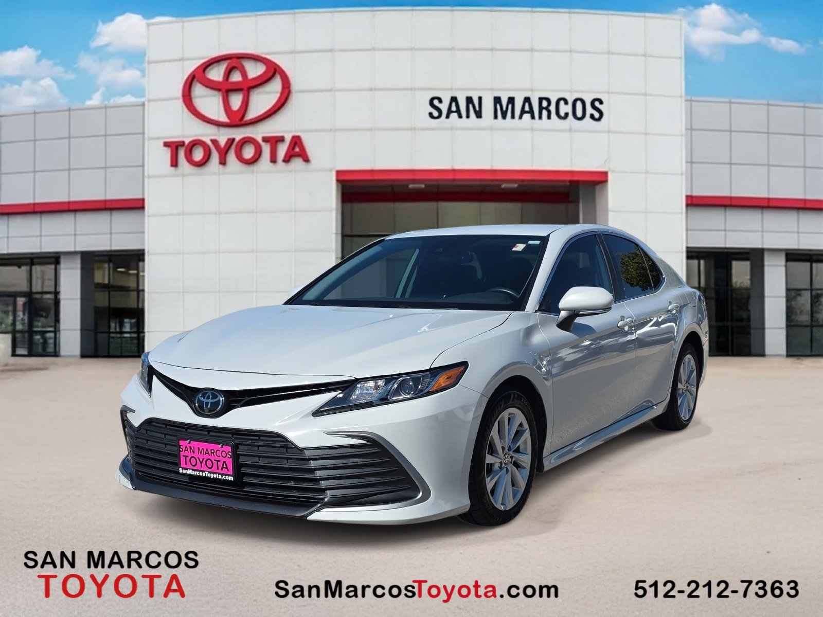 Used 2024 Toyota Camry LE w/ Convenience Package FWD image 1