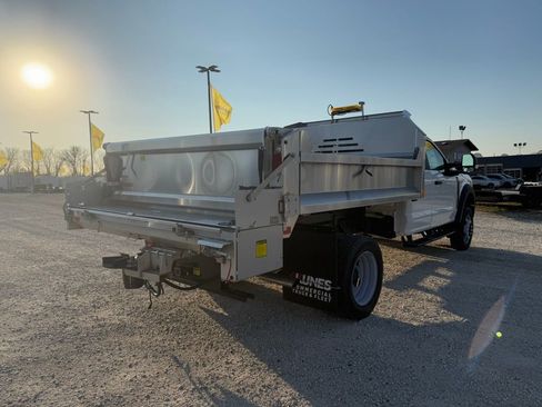 New 2025 Ford F450 XL w/ XL Chrome Package image 4