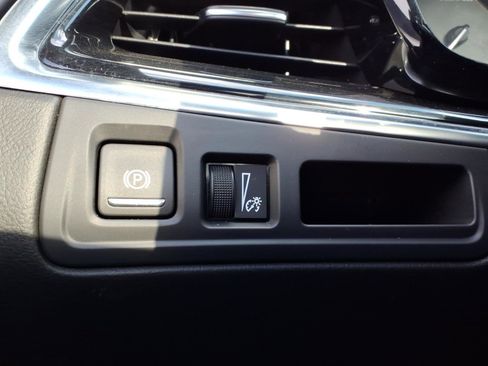 New 2025 Cadillac XT6 Premium Luxury image 25