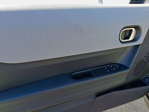 New 2026 MINI Cooper 2-Door Hardtop FWD image 9
