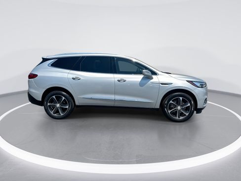 Used 2020 Buick Enclave Essence w/ Sport Touring Edition FWD image 10