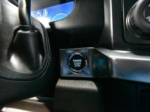 Used 2025 Ford F250 King Ranch w/ Chrome Package image 17