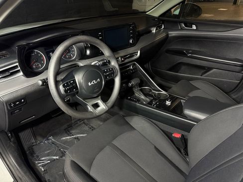 Used 2022 Kia K5 LXS FWD image 10