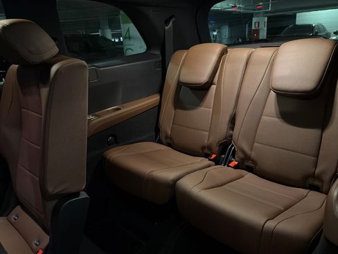 New 2026 Mercedes-Benz GLS 450 4MATIC image 14