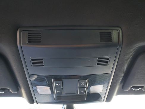 Used 2019 Volkswagen Jetta GLI FWD image 51