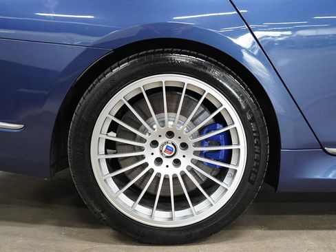 Used 2022 BMW ALPINA B7 xDrive w/ Luxury Rear Seating Package AWD/4WD image 35