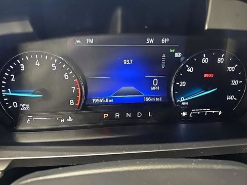 Used 2022 Ford Explorer XLT w/ Equipment Group 202A image 14