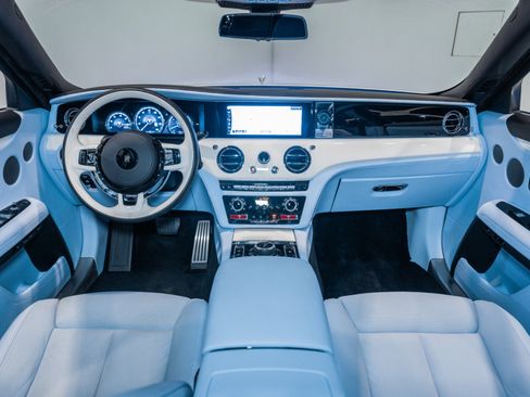 Used 2023 Rolls-Royce Ghost image 28