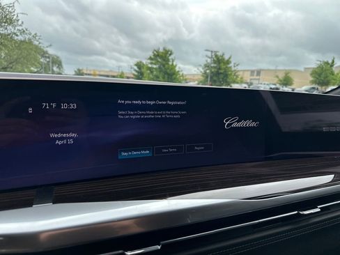 New 2026 Cadillac Escalade ESV Luxury w/ LPO, Floor Liner Package image 40