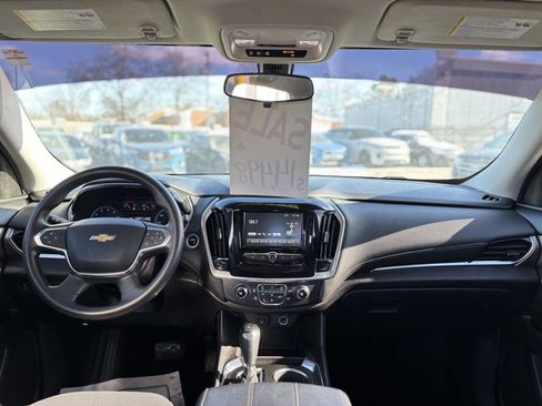 Used 2019 Chevrolet Traverse LS image 9