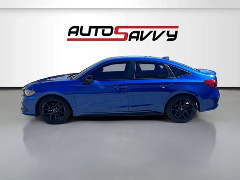 Used 2024 Honda Civic Sport image 4