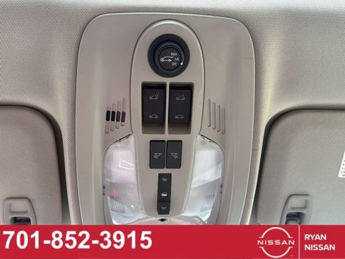 Used 2014 GMC Terrain SLT AWD/4WD image 16