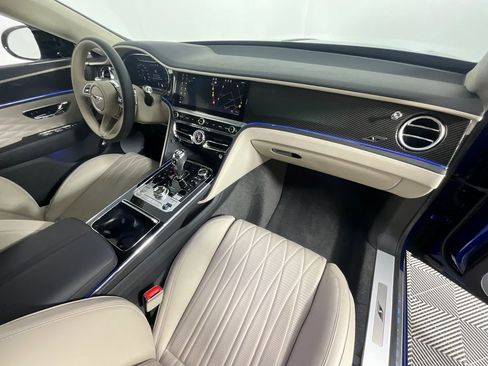 Used 2023 Bentley Flying Spur S V8 image 19
