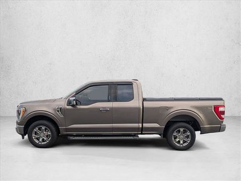 Used 2021 Ford F150 Lariat RWD image 2