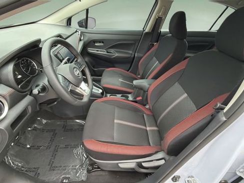 Used 2025 Nissan Versa SR w/ Trunk Package FWD image 18
