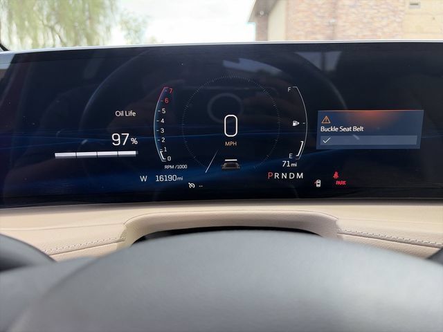 Certified 2024 Cadillac XT4 Premium Luxury w/ Technology Package FWD image 11