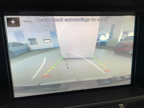 Used 2016 Ford Mustang Shelby GT350 w/ Technology Package image 31