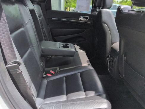 Used 2022 Jeep Grand Cherokee Limited AWD/4WD image 29