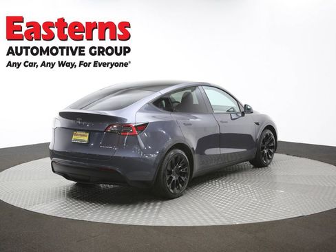 Used 2021 Tesla Model Y Long Range AWD/4WD image 35
