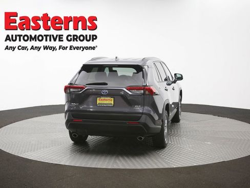 Used 2022 Toyota RAV4 XLE w/ Convenience Package AWD/4WD image 41