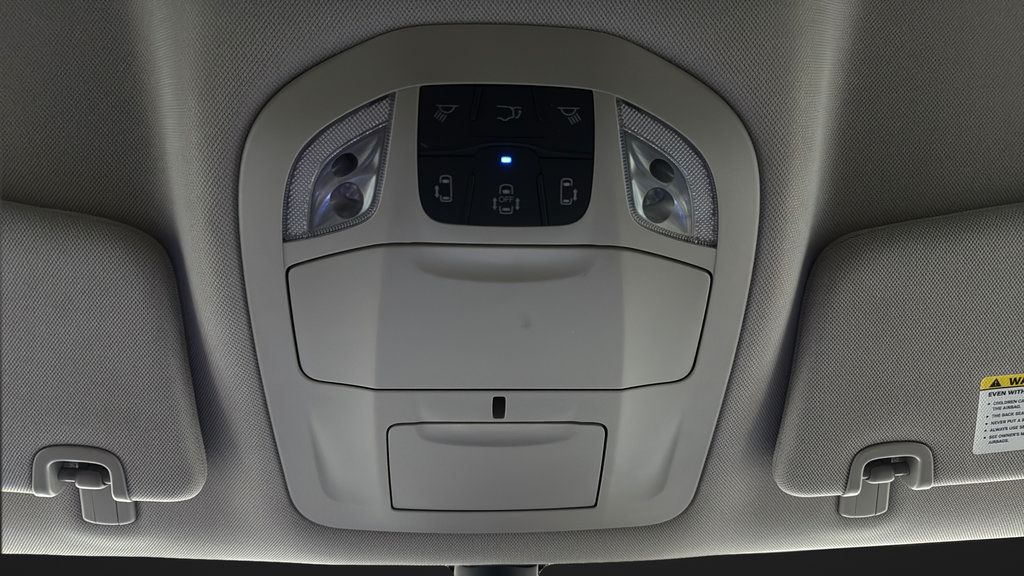 Used 2024 Chrysler Pacifica Touring-L FWD image 36
