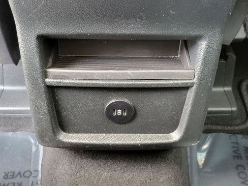 Certified 2024 Ford Edge SE image 16