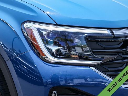 New 2025 Volkswagen Atlas Cross Sport SEL Premium R-Line image 21