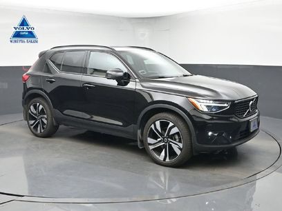 Used 2023 Volvo XC40 B5 Plus w/ Driver Assist Package