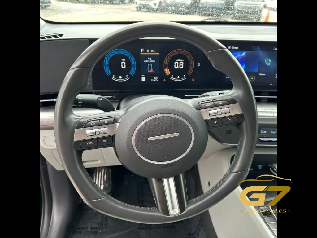 Used 2025 Hyundai Kona SEL FWD image 14